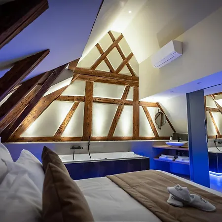 Serenity - De Prestige 4 Et 5 Etoiles - 2, 4 Et 6 Personnes- Centre Historique