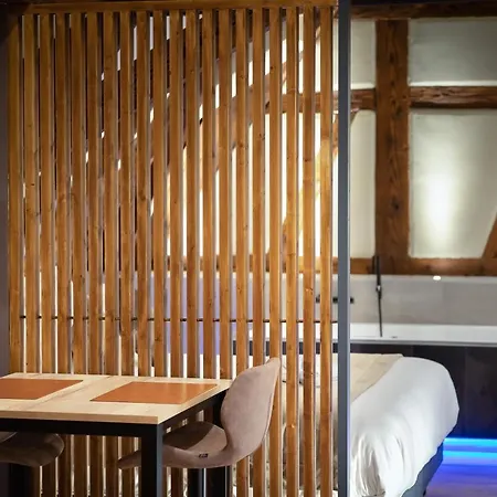 Serenity - De Prestige 4 Et 5 Etoiles - 2, 4 Et 6 Personnes- Centre Historique