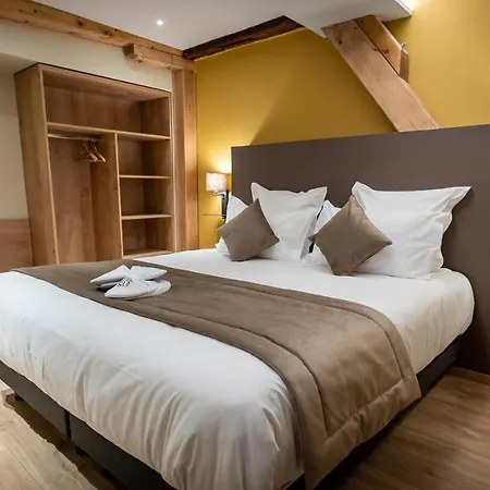 Serenity - De Prestige 4 Et 5 Etoiles - 2, 4 Et 6 Personnes- Centre Historique Apartment *