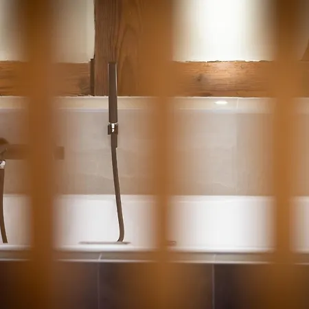 Serenity - De Prestige 4 Et 5 Etoiles - 2, 4 Et 6 Personnes- Centre Historique Appartement