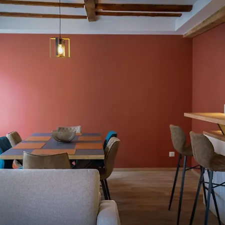 Apartment Serenity - De Prestige 4 Et 5 Etoiles - 2, 4 Et 6 Personnes- Centre Historique *