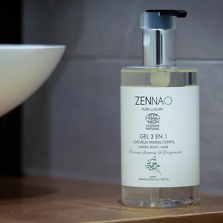 Serenity - De Prestige 4 Et 5 Etoiles - 2, 4 Et 6 Personnes- Centre Historique Apartment