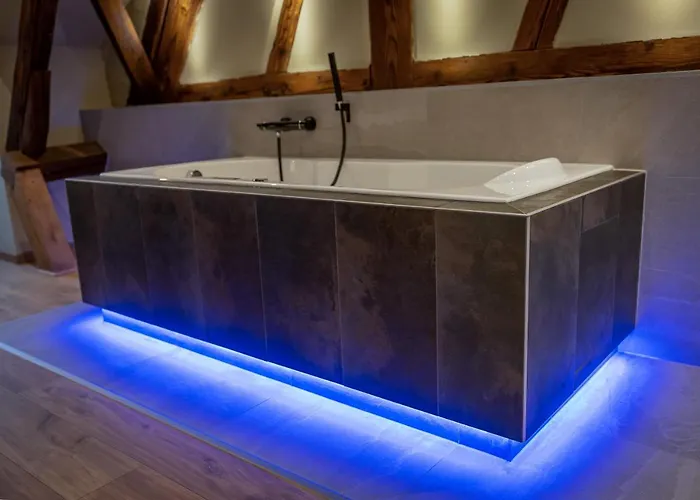 Serenity - De Prestige 4 Et 5 Etoiles - 2, 4 Et 6 Personnes- Centre Historique Apartment *