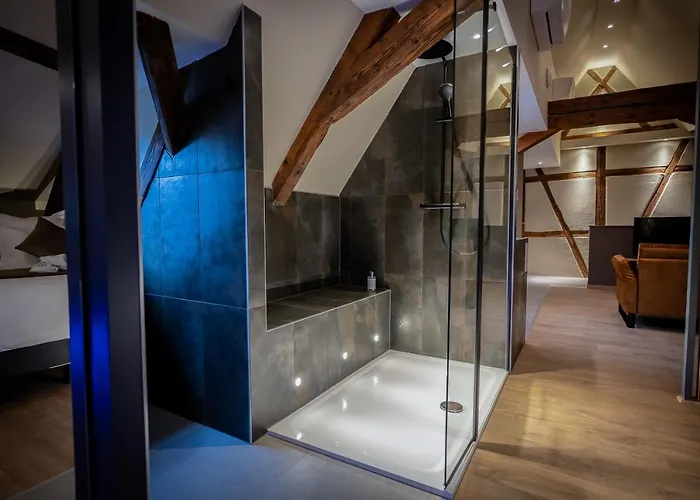 Serenity - De Prestige 4 Et 5 Etoiles - 2, 4 Et 6 Personnes- Centre Historique Apartment