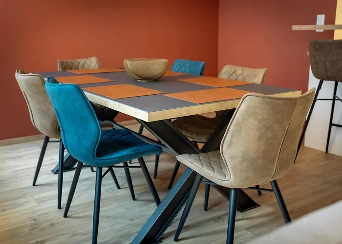 Serenity - De Prestige 4 Et 5 Etoiles - 2, 4 Et 6 Personnes- Centre Historique Apartment *