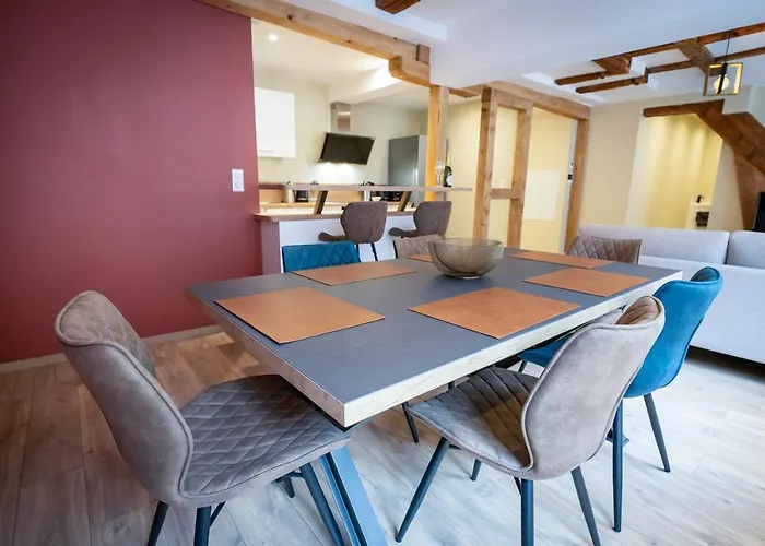 Serenity - De Prestige 4 Et 5 Etoiles - 2, 4 Et 6 Personnes- Centre Historique Apartment