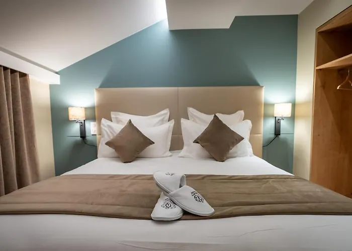 Apartment Serenity - De Prestige 4 Et 5 Etoiles - 2, 4 Et 6 Personnes- Centre Historique