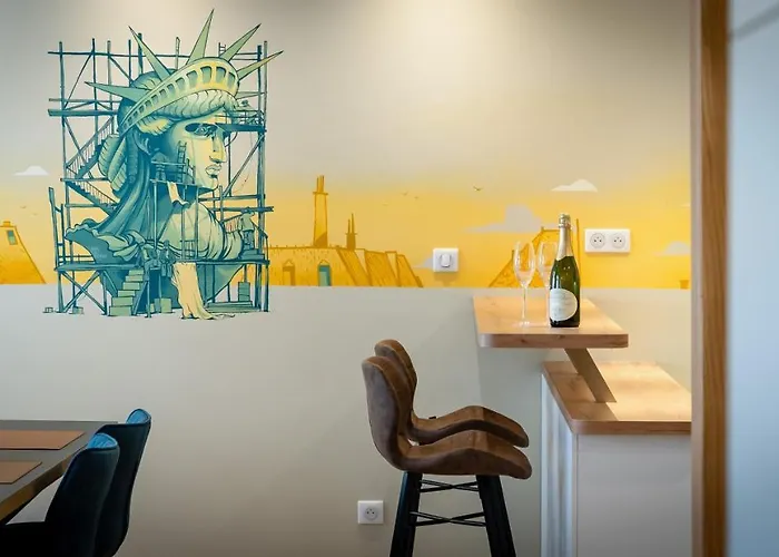 Apartment Serenity - De Prestige 4 Et 5 Etoiles - 2, 4 Et 6 Personnes- Centre Historique *