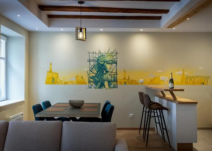 Serenity - De Prestige 4 Et 5 Etoiles - 2, 4 Et 6 Personnes- Centre Historique *