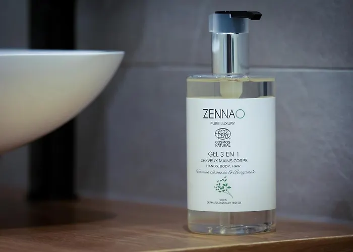 Serenity - De Prestige 4 Et 5 Etoiles - 2, 4 Et 6 Personnes- Centre Historique Apartment